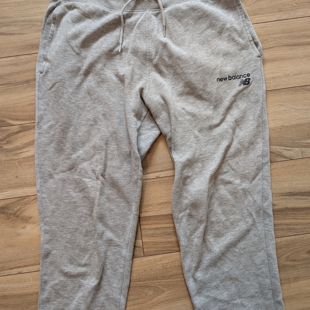 New Balance Gray Sweatpants M